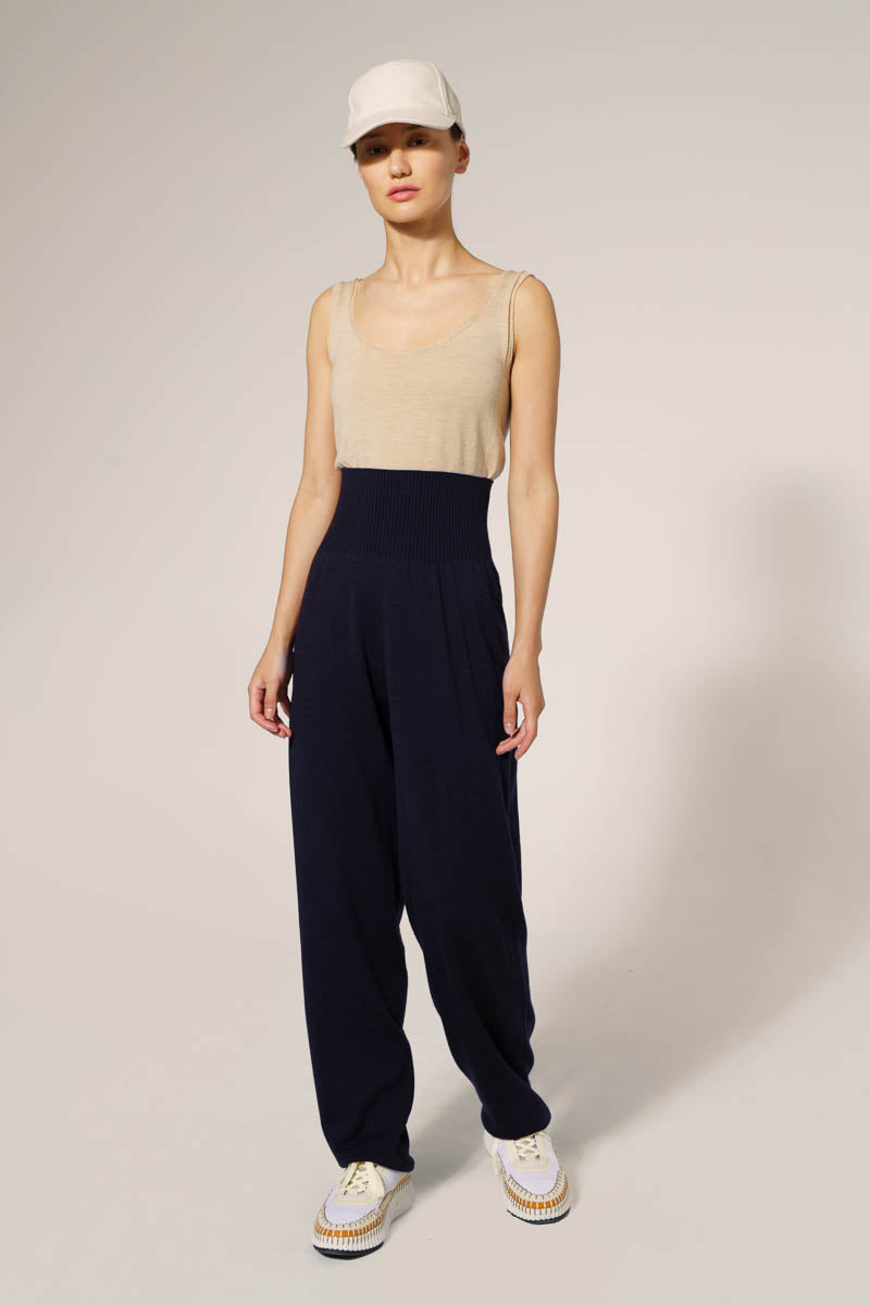 
                  
                    Elle Knit Pants (Reg) (Essential 3-Pack) - M
                  
                